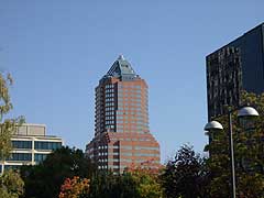 Fountain Plaza